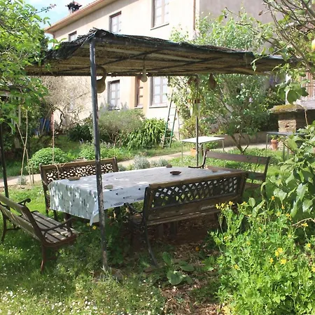 Casa Pousadoira Casa de Campo *