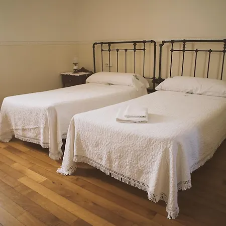 Casa Pousadoira Casa de Campo *