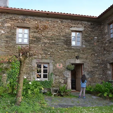 Casa Pousadoira Casa de Campo *